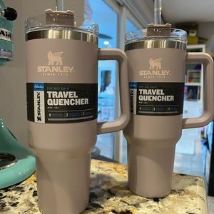 Stanley 40oz Adventure Quencher